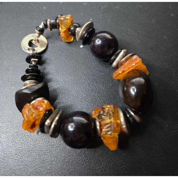 Vintage Sterling Silver Amber & Jet Bead Bracelet | SAKI Toggle Clasp | Artisan - Picture 3 of 7